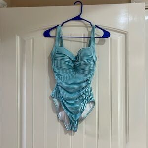 NipTuck Swim - Multi Fit Cup, Size 6 Swimsuit- worn once